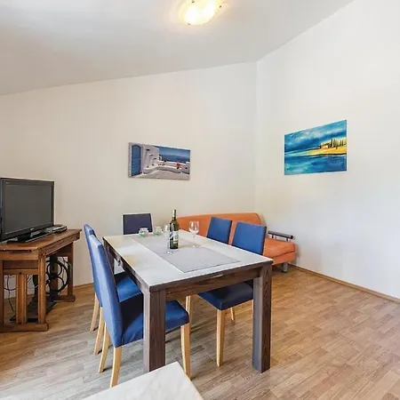 Apartments Veda Pula Exterior photo