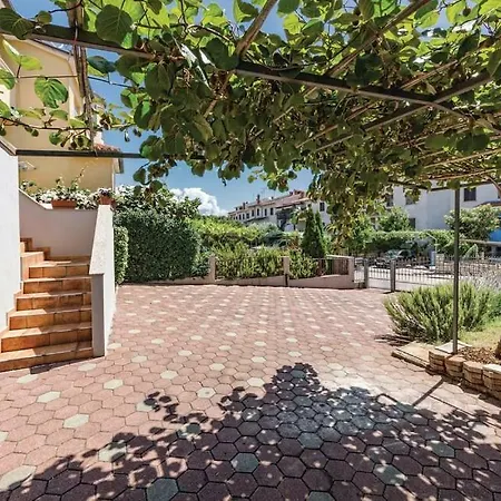 Apartments Veda Pula Exterior photo